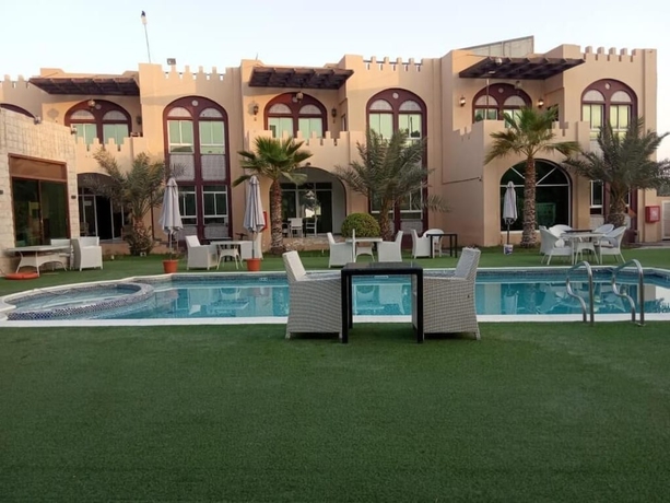 Imagen general del Corniche Palace Hotel. Foto 1
