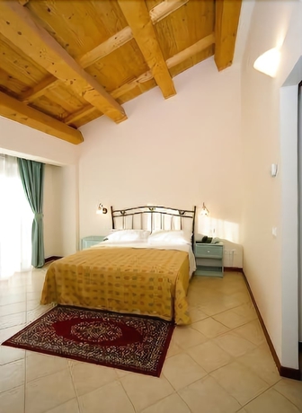 Imagen de la habitación del Corte Aragonese. Foto 8