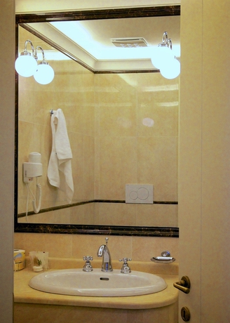 Imagen de la habitación del Corte Barozzi Venice Suites. Foto 14