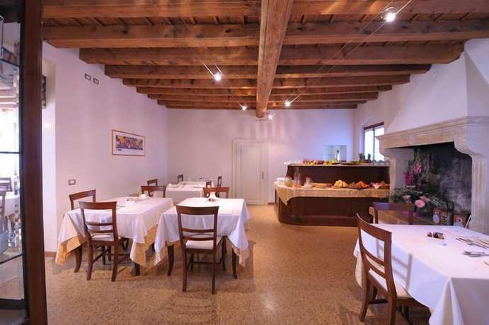 Imagen del bar/restaurante del Corte Castelletto. Foto 2