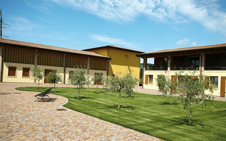 Imagen de los exteriores del Corte San Felice. Foto 9