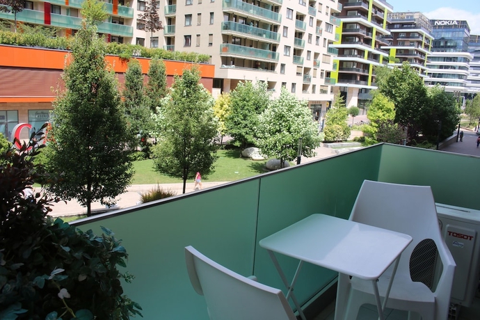 Imagen de la habitación del Corvin Holiday Apartment Hotel. Foto 6