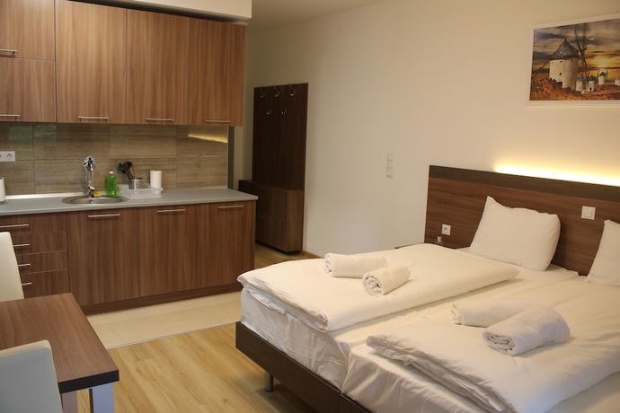 Imagen de la habitación del Corvin Holiday Apartment Hotel. Foto 16