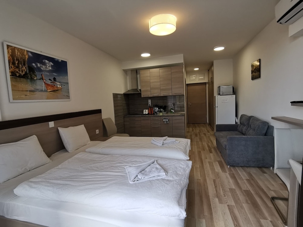 Imagen de la habitación del Corvin Holiday Apartment Hotel. Foto 17