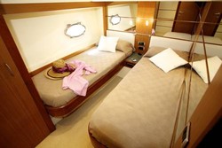 Imagen general del Costa Brava Luxury Yacht. Foto 6