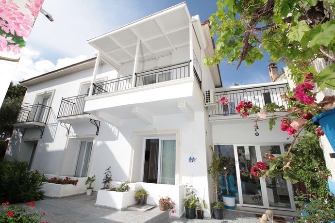 Imagen general del Costa Marina. Foto 1