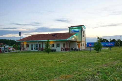 Imagen general del Couett'hotel Saint Jean D'ang&eacute;ly. Foto 2