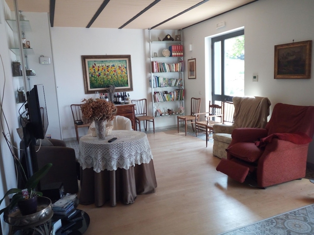 Imagen de los interiores del Country House Erba Regina. Foto 16