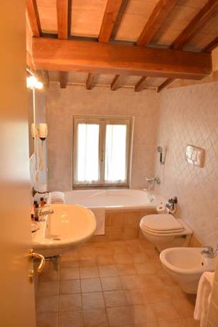 Imagen de la habitación del Country House La Padronale Del Rivo. Foto 10