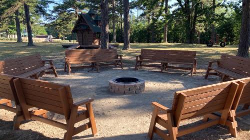 Imagen de los exteriores del Country Mountain Inn, Eureka Springs. Foto 4