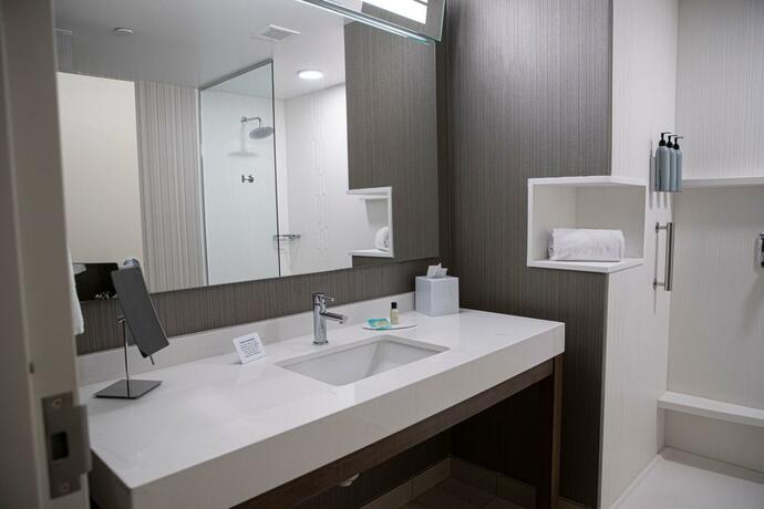 Imagen de la habitación del Courtyard by Marriott Greenville Mauldin. Foto 20