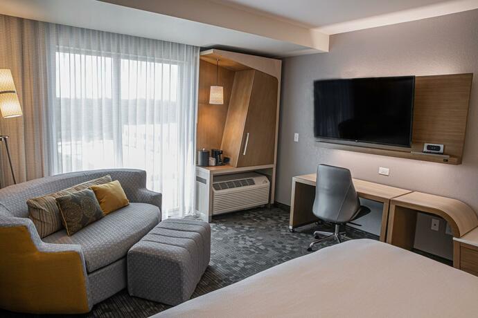 Imagen de la habitación del Courtyard by Marriott Greenville Mauldin. Foto 21