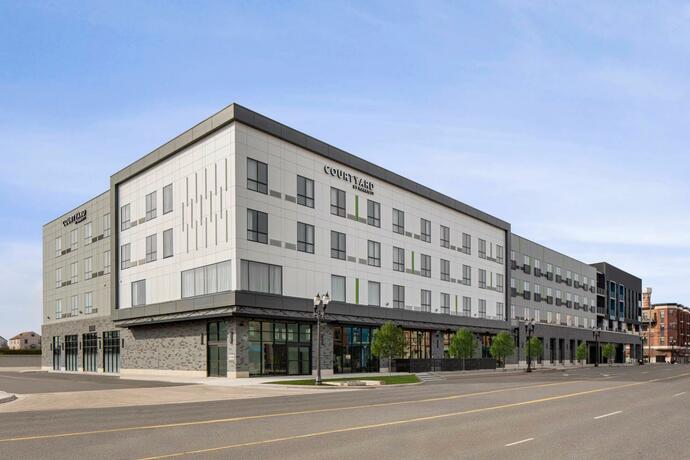 Imagen general del Courtyard by Marriott Lansing Downtown. Foto 11