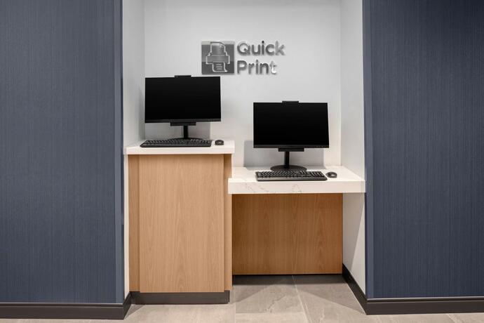 Imagen general del Courtyard by Marriott Lansing Downtown. Foto 20
