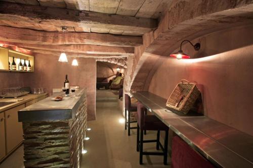 Imagen del bar/restaurante del Couvent D'h&eacute;r&eacute;pian. Foto 3