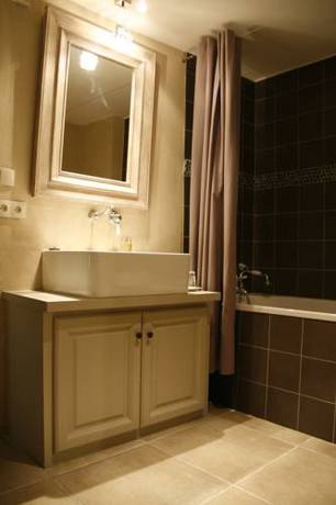 Imagen de la habitación del Couvent D'h&eacute;r&eacute;pian. Foto 17