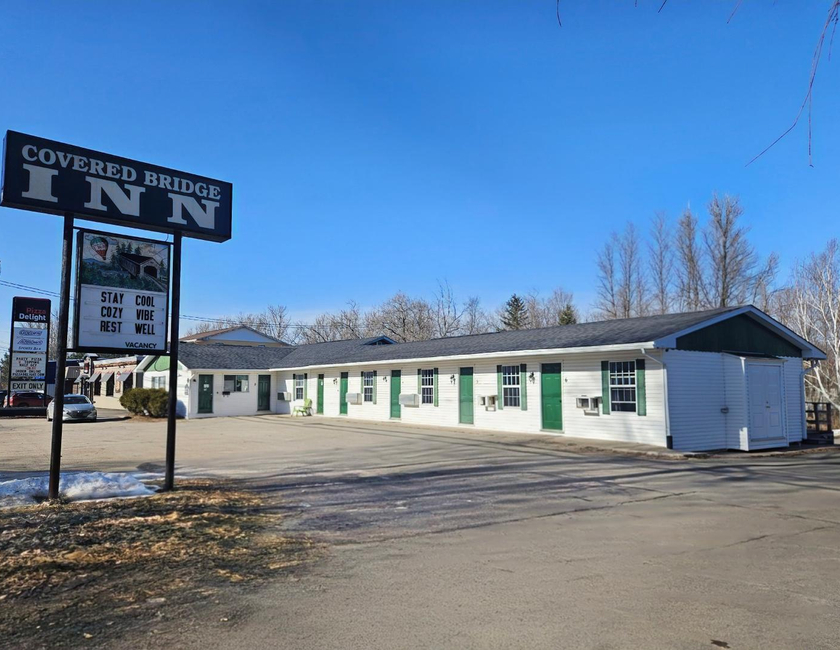 Imagen general del Covered Bridge Inn & Suites. Foto 1