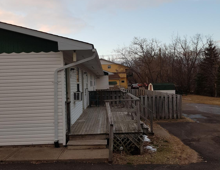 Imagen general del Covered Bridge Inn & Suites. Foto 10