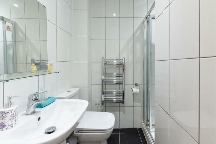 Imagen general del Cozy Private Ensuite Rooms at Brookland Road in Leicester for Students Only. Foto 11