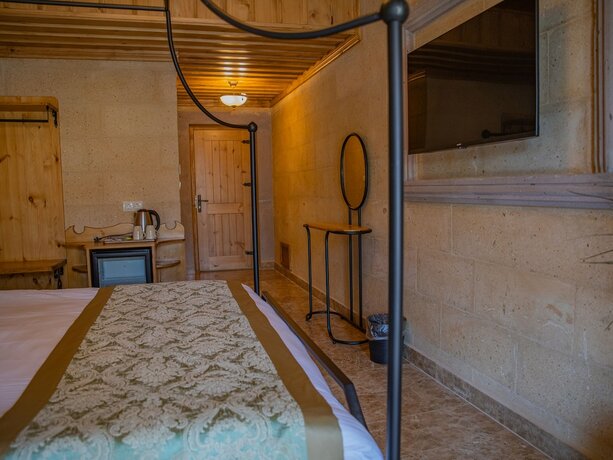 Imagen general del Cratus Stone Palace. Foto 8