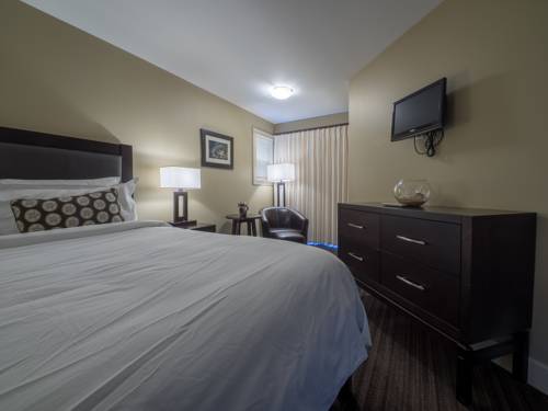 Imagen de la habitación del Creekside Suites At Pacific Shores. Foto 6