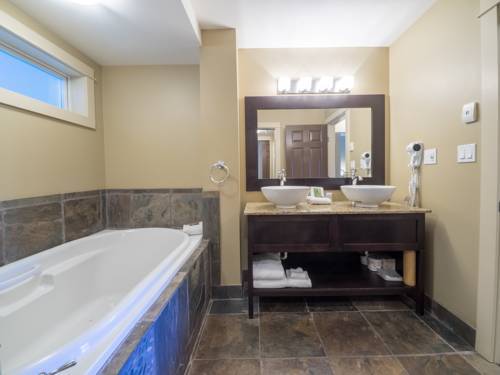 Imagen de la habitación del Creekside Suites At Pacific Shores. Foto 9