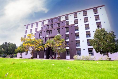 Imagen general del Creston Grand Hotel Suphan Buri. Foto 6