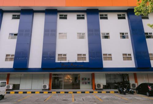 Imagen general del Cris Inn Tagum. Foto 1