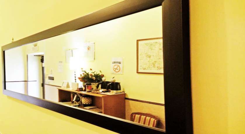 Imagen de los interiores del Cristina Rooms. Foto 20