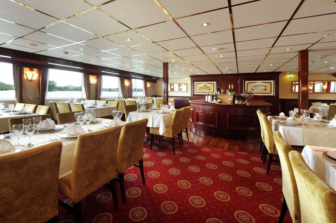 Imagen del bar/restaurante del Crossgates Hotelship Hafen - Neuss. Foto 2