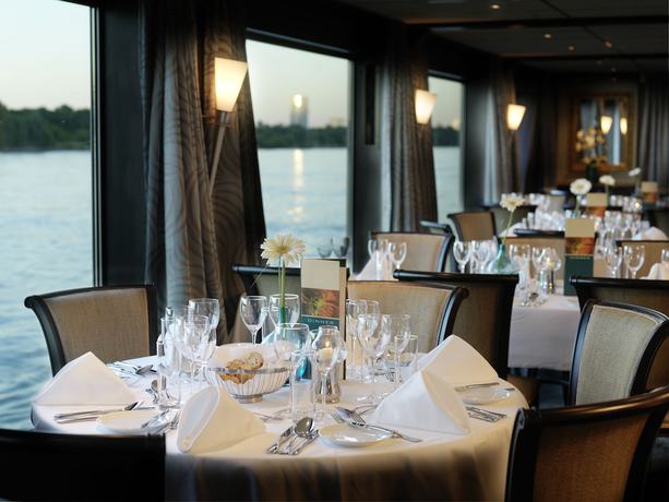 Imagen del bar/restaurante del Crossgates Hotelship Messe - D&uuml;sseldorf. Foto 4