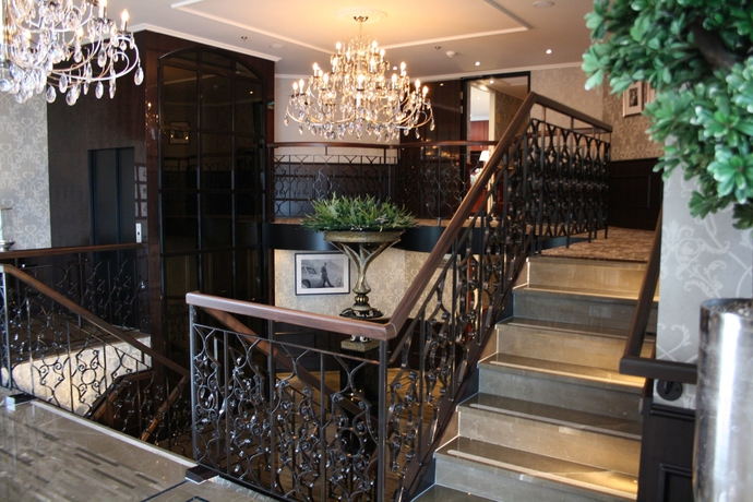 Imagen de los interiores del Crossgates Hotelship Nizzaufer - Frankfurt. Foto 13