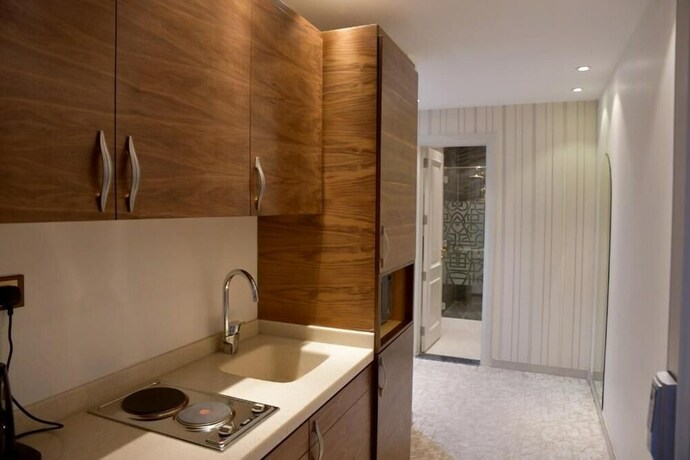 Imagen general del Crown City Hotel. Foto 14