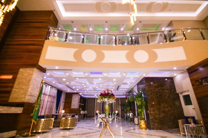 Imagen de los interiores del Crown Rose Hotel. Foto 18