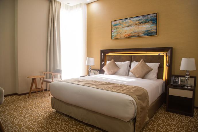 Imagen de la habitación del Crown Rose Hotel. Foto 16