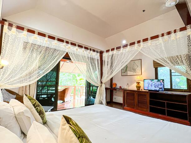 Imagen general del Cruiser Island Resort. Foto 51