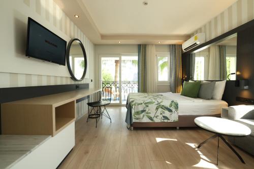Imagen de la habitación del Crystal Land of Paradise. Foto 19