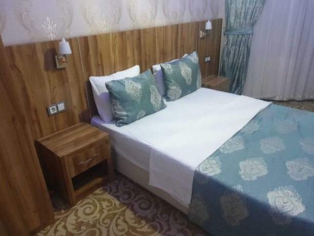 Imagen de la habitación del Crystall Hotel. Foto 6