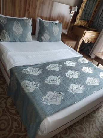 Imagen de la habitación del Crystall Hotel. Foto 10