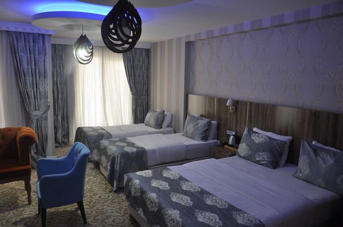 Imagen de la habitación del Crystall Hotel. Foto 15