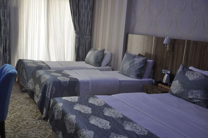 Imagen de la habitación del Crystall Hotel. Foto 16