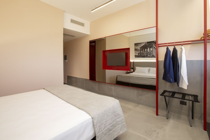 Imagen de la habitación del Cubik Inn. Foto 11
