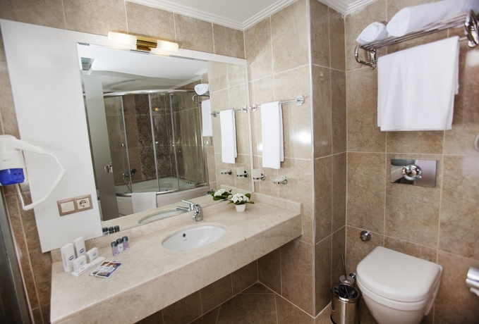 Imagen de la habitación del Cukurova Erten Otel. Foto 6