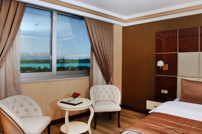 Imagen de la habitación del Cukurova Erten Otel. Foto 8