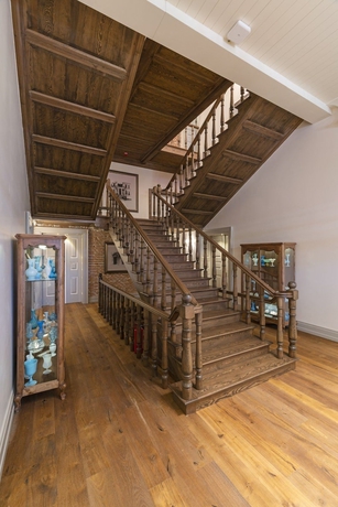 Imagen de los interiores del Cunda Despot Evi. Foto 19