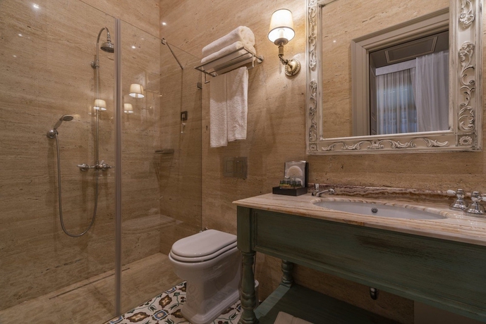 Imagen de la habitación del Cunda Despot Evi. Foto 3