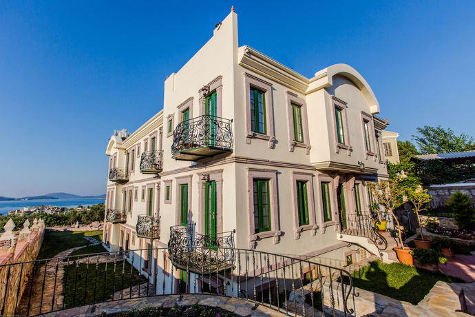 Imagen de los exteriores del Cunda Esen Otel. Foto 9