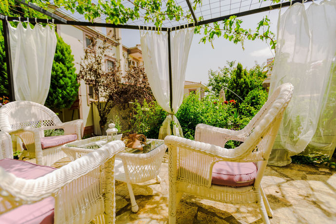 Imagen de los exteriores del Cunda Esen Otel. Foto 12