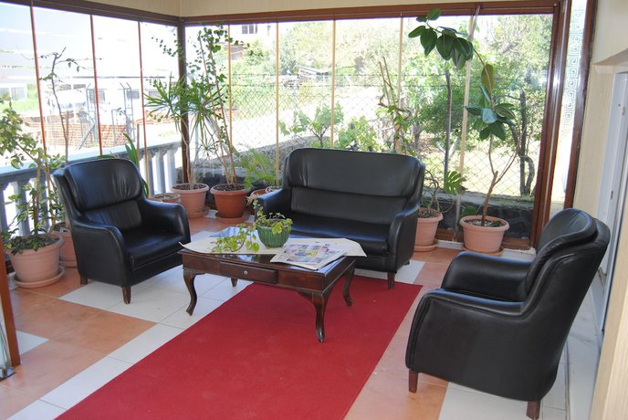 Imagen de los interiores del Cunda Ezer Otel. Foto 20