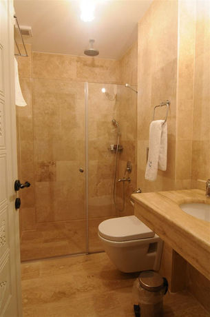 Imagen de la habitación del Cunda Fora Hotel. Foto 7